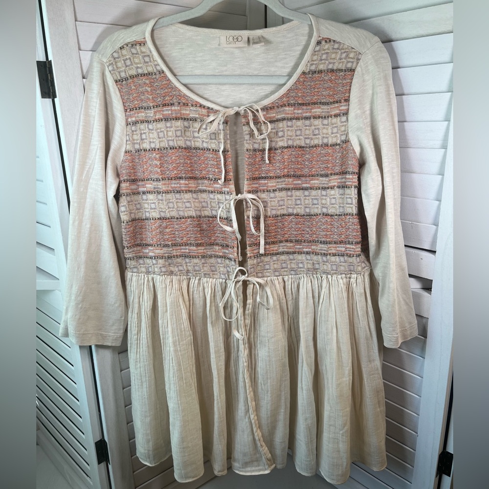NWOT LOGO LAVISH TOP